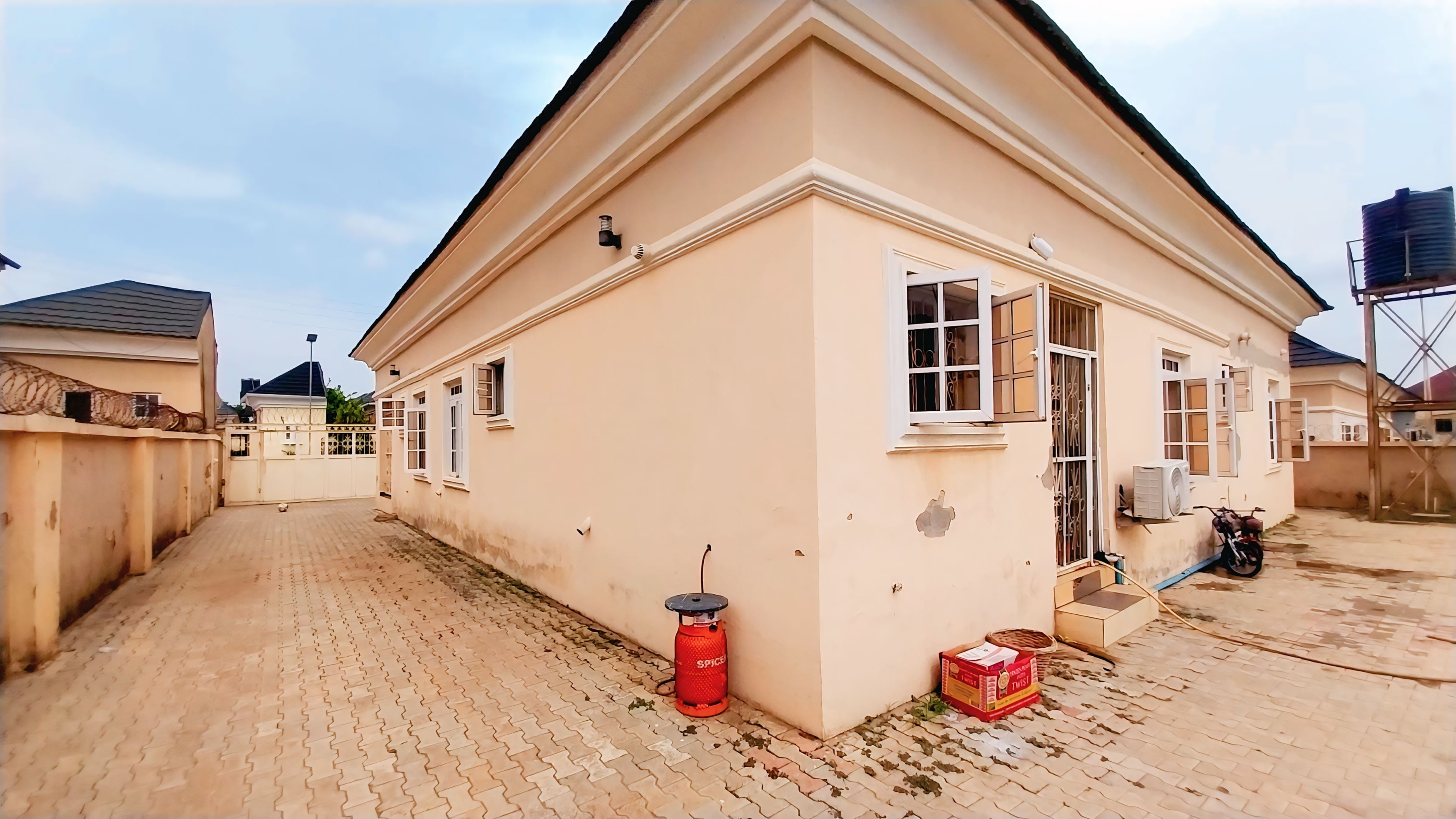 Listing 10 | iPropty 1746162989920 1
