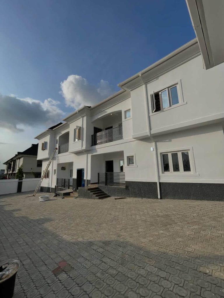 2 BEDROOM APARTMENT AVAILABLE NOW LIFECAMP Comfortable Living Area Clean Well Maintaine 1 optimized 768x1024