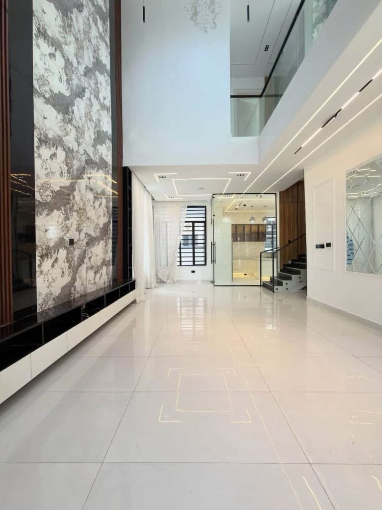 New Listing | iPropty 5 BED FULLY SMART HOME WITH SWIMMING POOL CINEMA ROOFTOP TERRACE AND A BQ FOR SALE LOCATI 3 optimized 1 768x1024