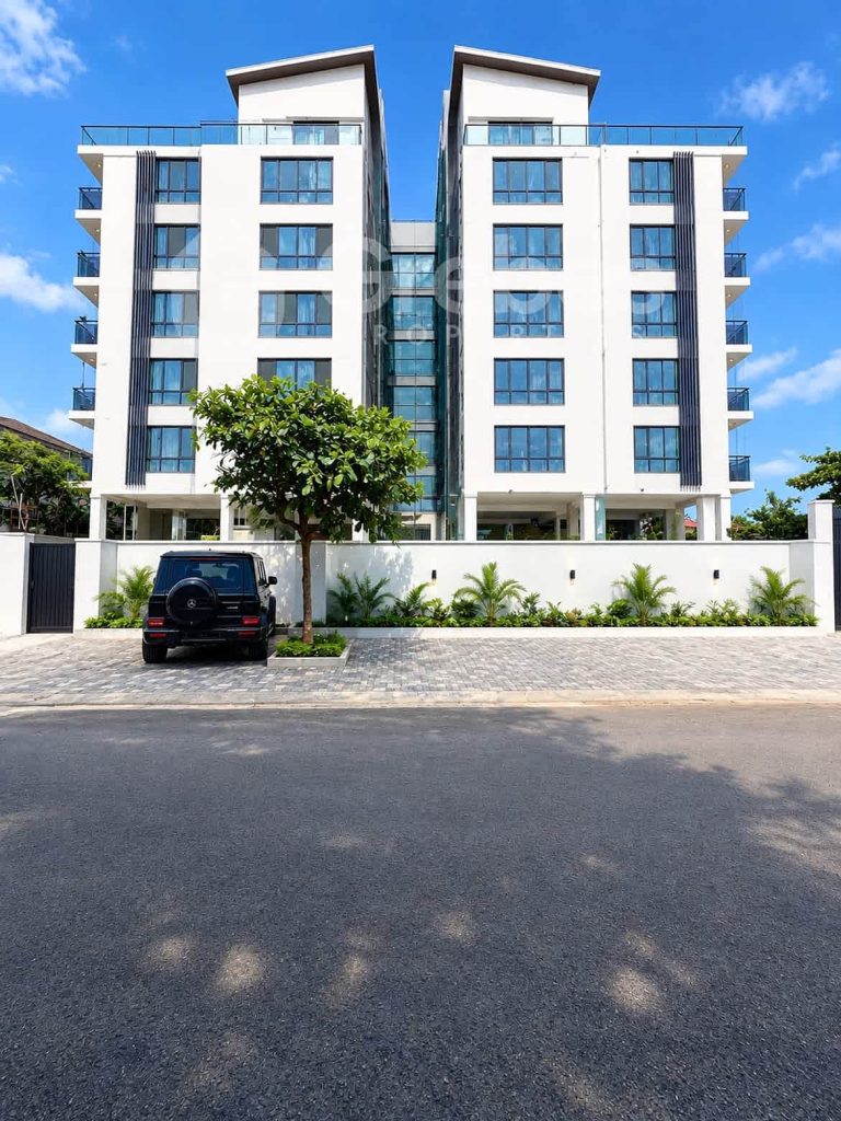 Location | iPropty NEWLY BUILT 2BEDROOM APARTMENT AVAILABLE FOR SALE PPRICE 450MillionLOCATION VI LagosFeatures optimized 768x1024