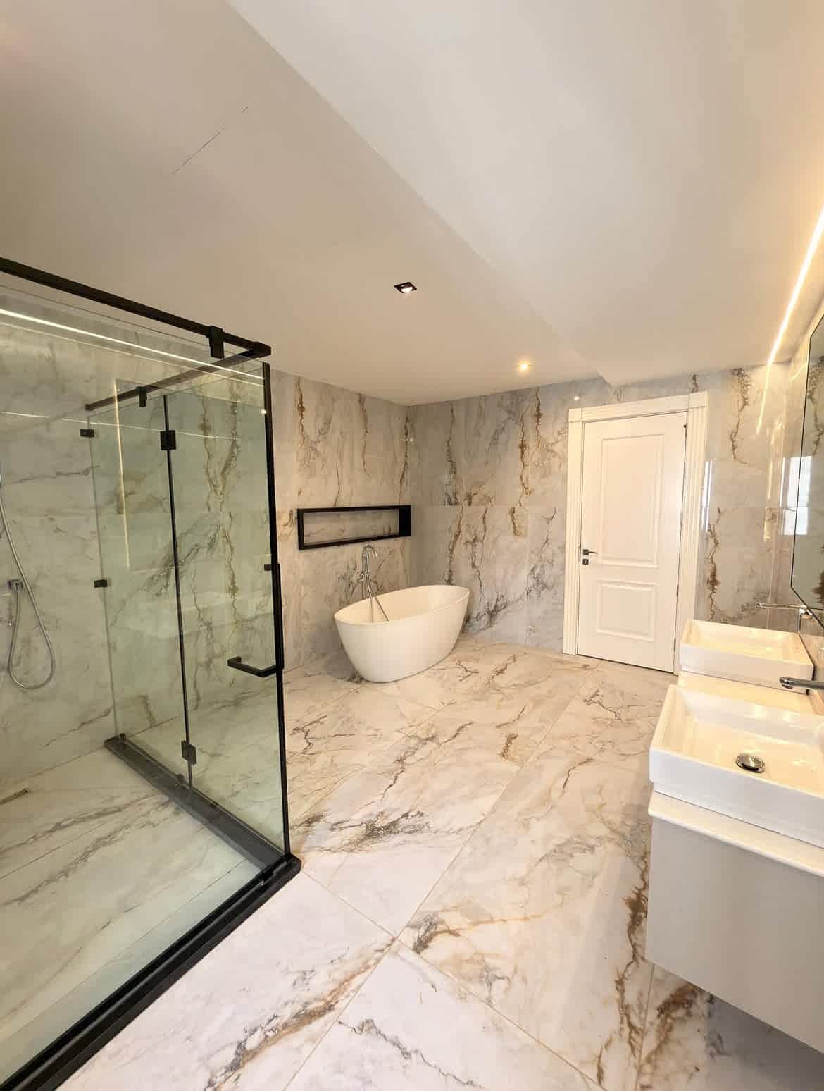 New Listing8 Bedroom Fully Detached Smart Mansion designed for luxury space and effortless m 3 optimized