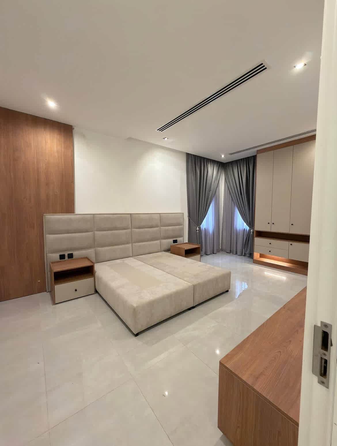 New Listing8 Bedroom Fully Detached Smart Mansion designed for luxury space and effortless m optimized