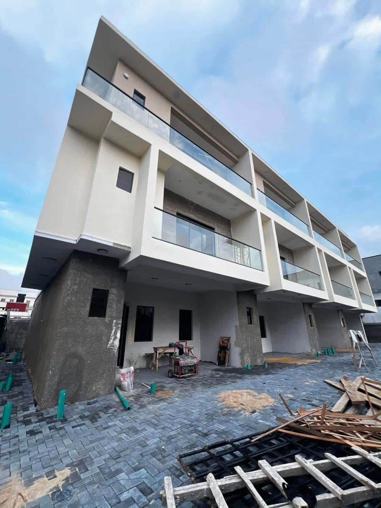 4 Bedroom Terrace Duplex for Sale in Lekki Phase 1, Lekki